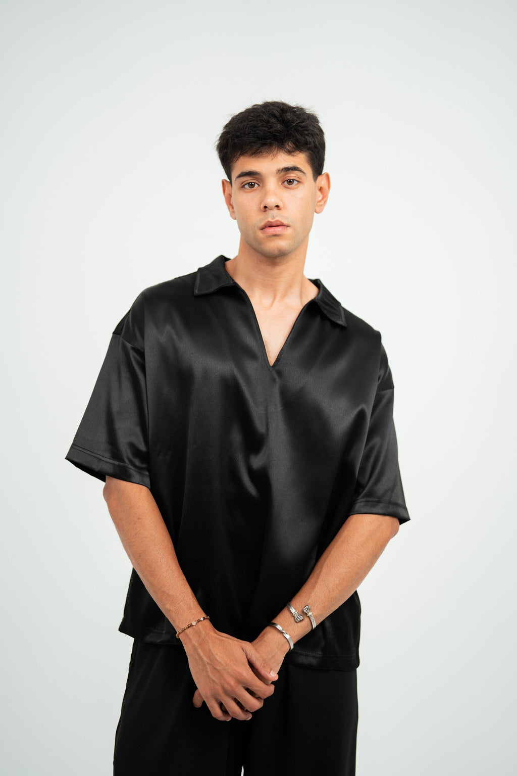 SATIN V NECK POLO